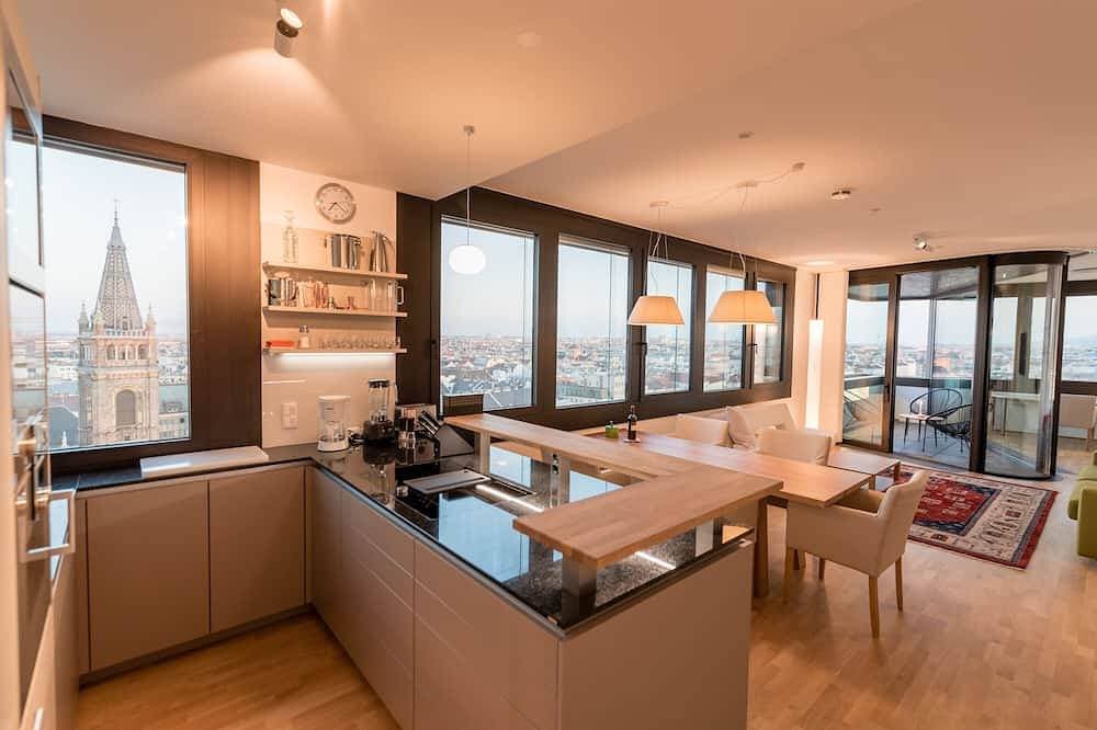 Panorama-Suite mit Blick über Wien 1