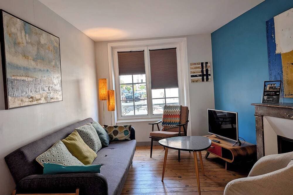 Foto 13 von 30: Art and Vintage seaside apartment 1 minute walk from the beach 4 people
