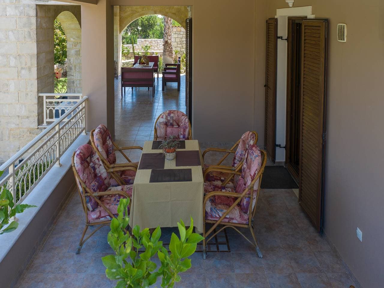 Foto 5 von 28: Villa in Prines mit Pool und Garten