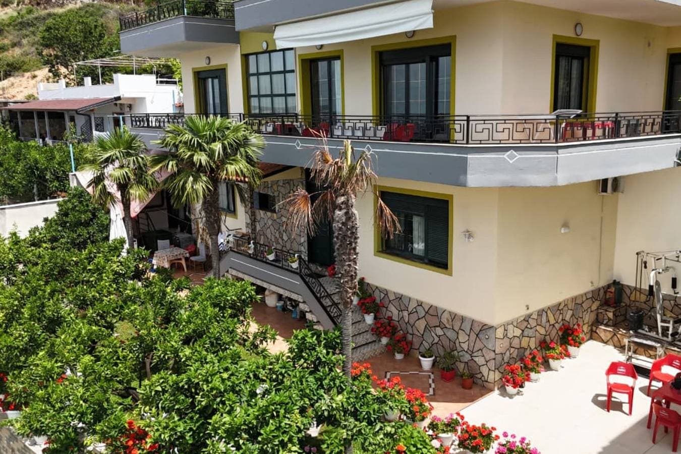 Foto 12 von 44: Villa Meminaj With Sea View And Garden