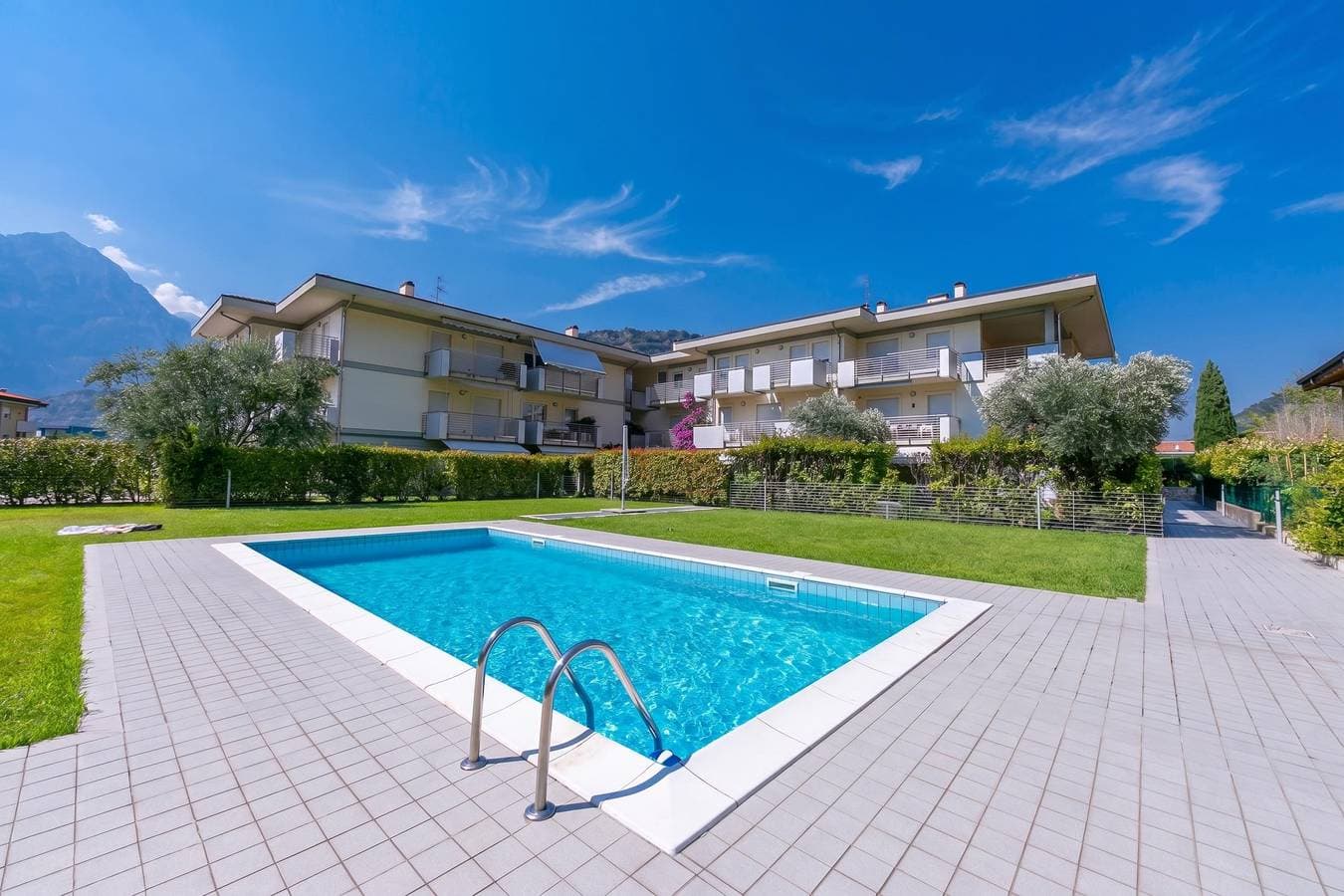 Foto 2 von 18: Torbole Relax, Pool & Balcony Apartment