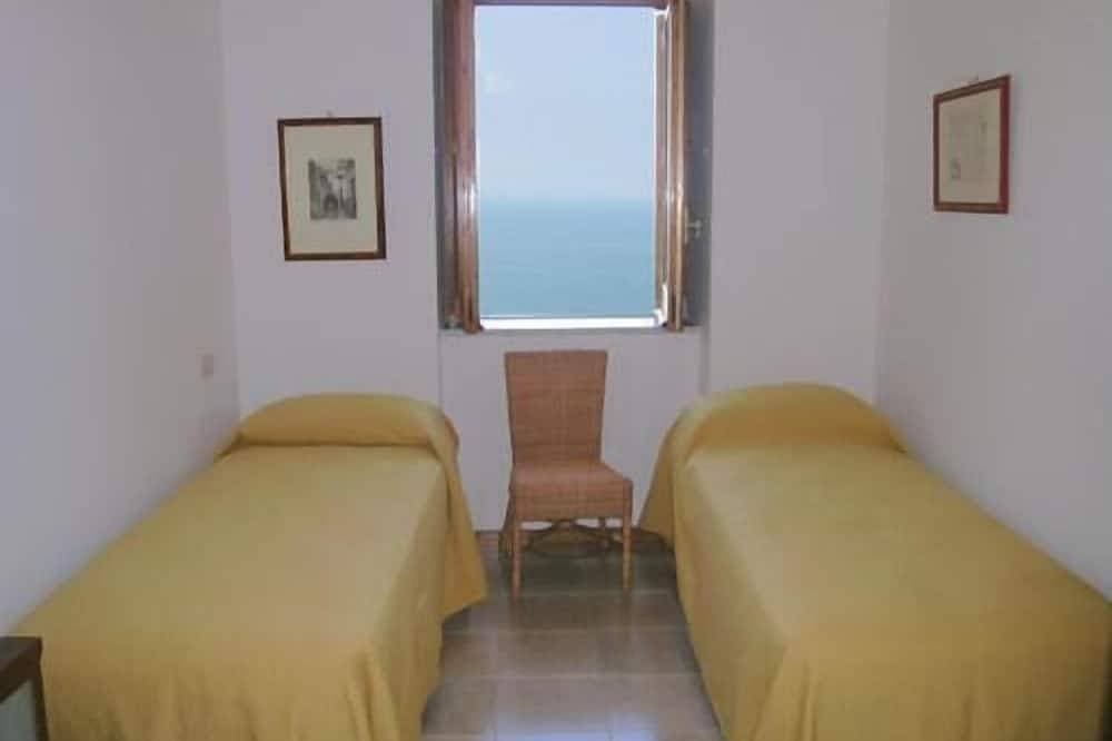 Foto 2 von 14: Sehr schönes Haus mit Meerblick und privaten Gärten und Terrassen