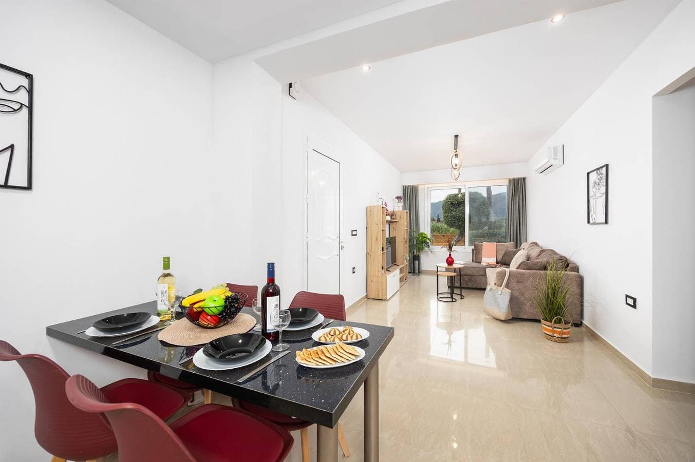 Foto 10 von 28: Villa für 4 Personen mit Garten