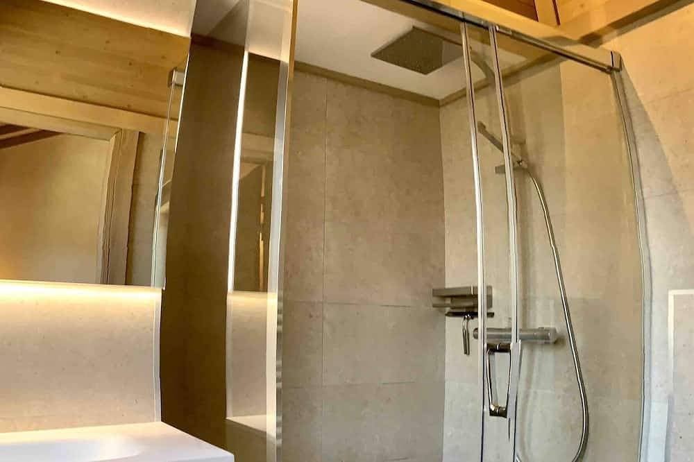 Foto 12 von 30: The Nánshān under-roof chalet: spacious, bright and ideally located in Auron.