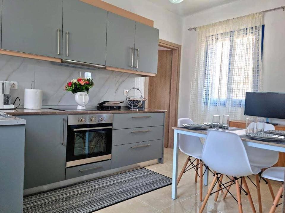 Foto 4 von 35: Three-Bedroom Apartment