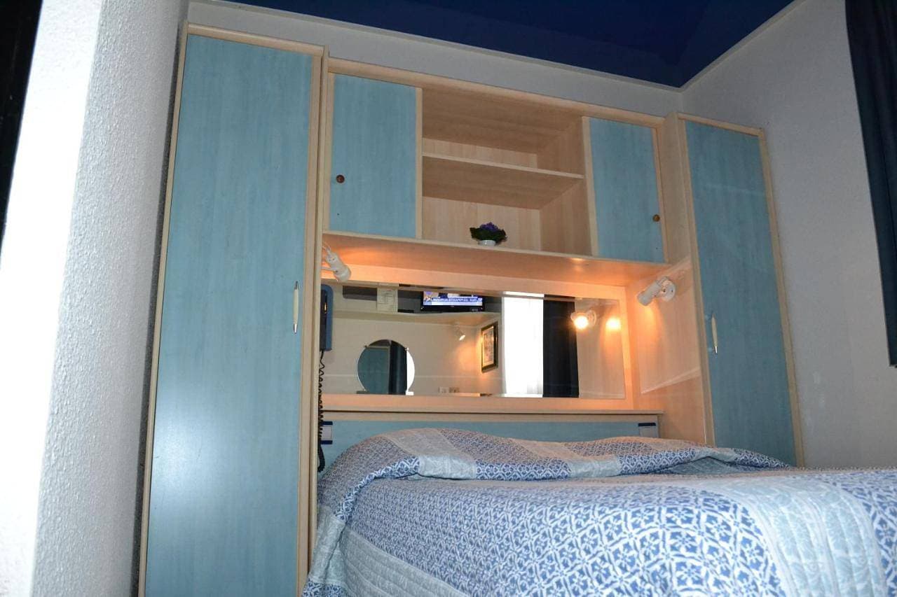 Foto 9 von 9: Standard Double Room