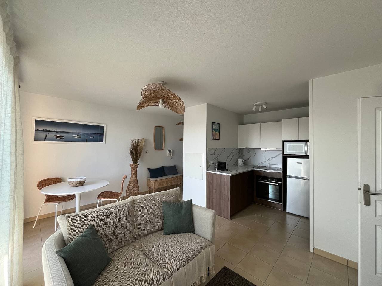 Helles T2 im Stadtzentrum mit Balkon und sicherem Parkplatz 1