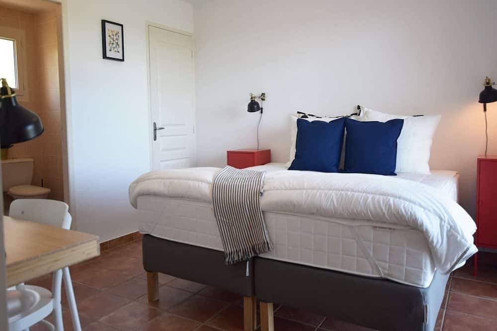 Foto 4 von 30: Hangvilla mit Pool, Joyeuse