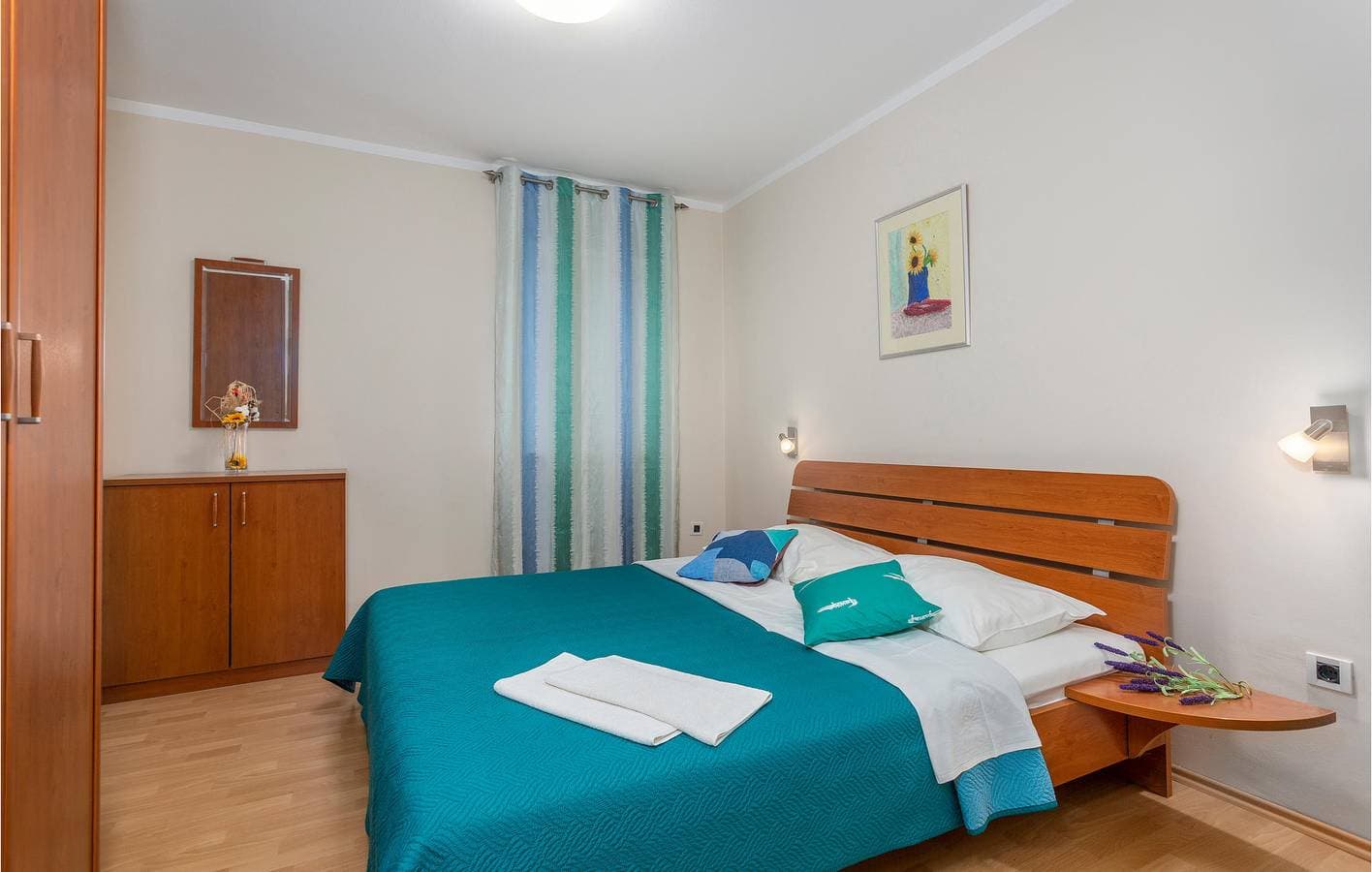 Foto 13 von 41: Gemütliche Ferienwohnung mit WLAN, Terrasse und Pool – 1 km vom Strand von Jert entfernt