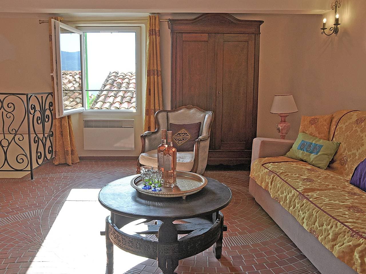 Foto 8 von 34: Dorfhaus in Fayence mit Schlossblick