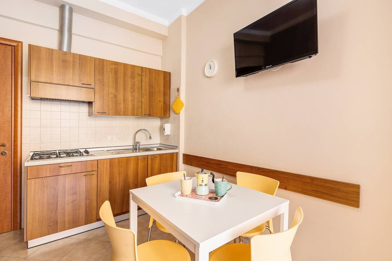 Foto 12 von 20: Ferienwohnung 'Isophylla Comfort' in Strandnähe mit Balkonen und WLAN