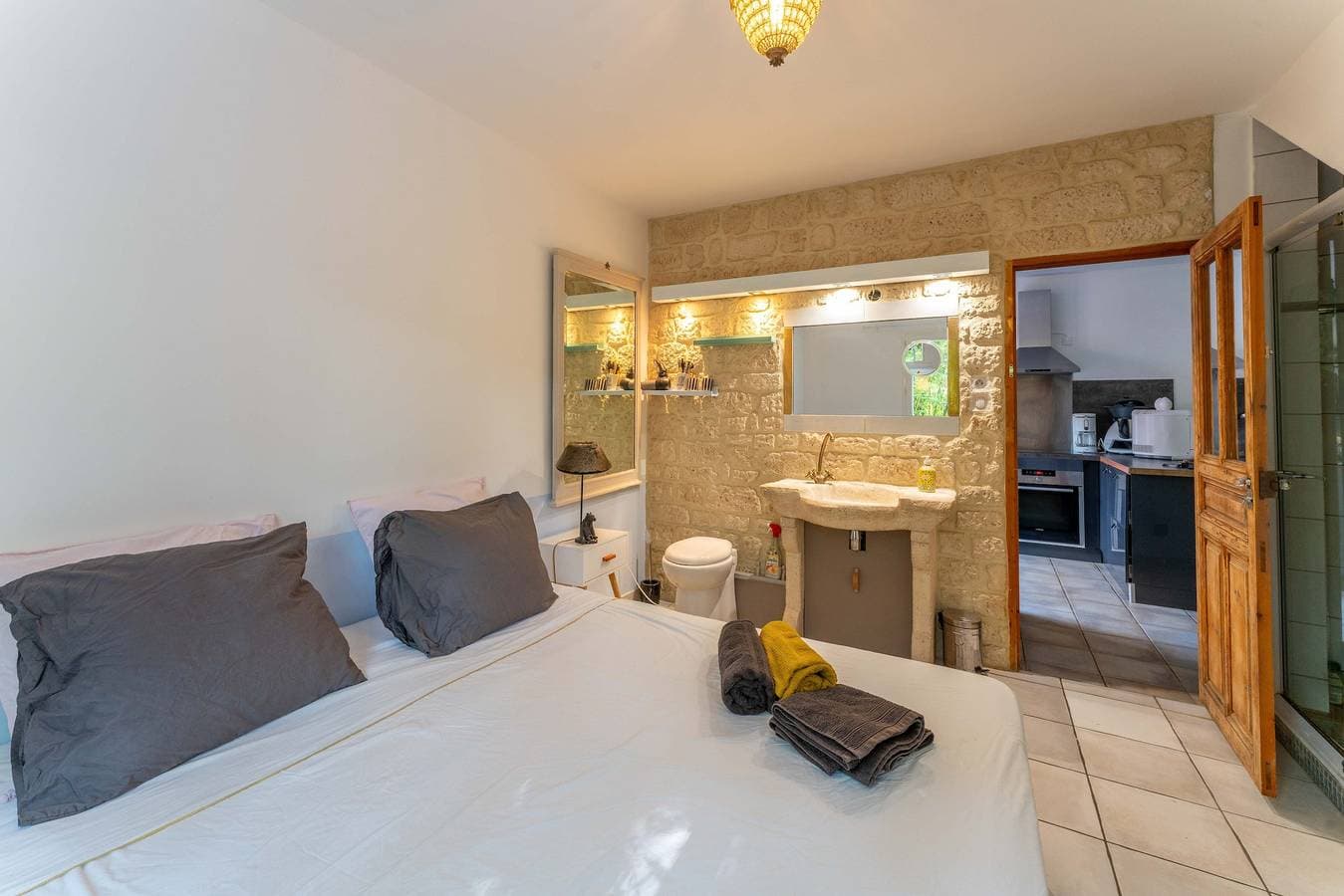 Foto 11 von 30: Villa 'Plein Coeur Du Luberon' mit privatem Pool, privater Terrasse und WLAN
