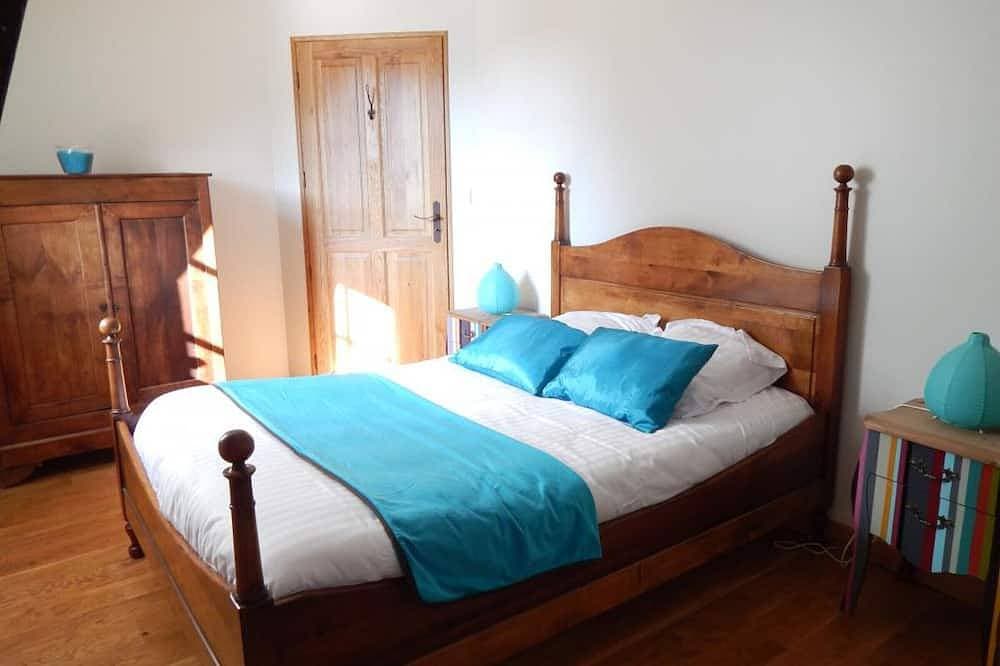 Foto 7 von 23: Les Ecuries: Cotentin Haus mit Pool, Billard, Kamin, 5 Schlafzimmern