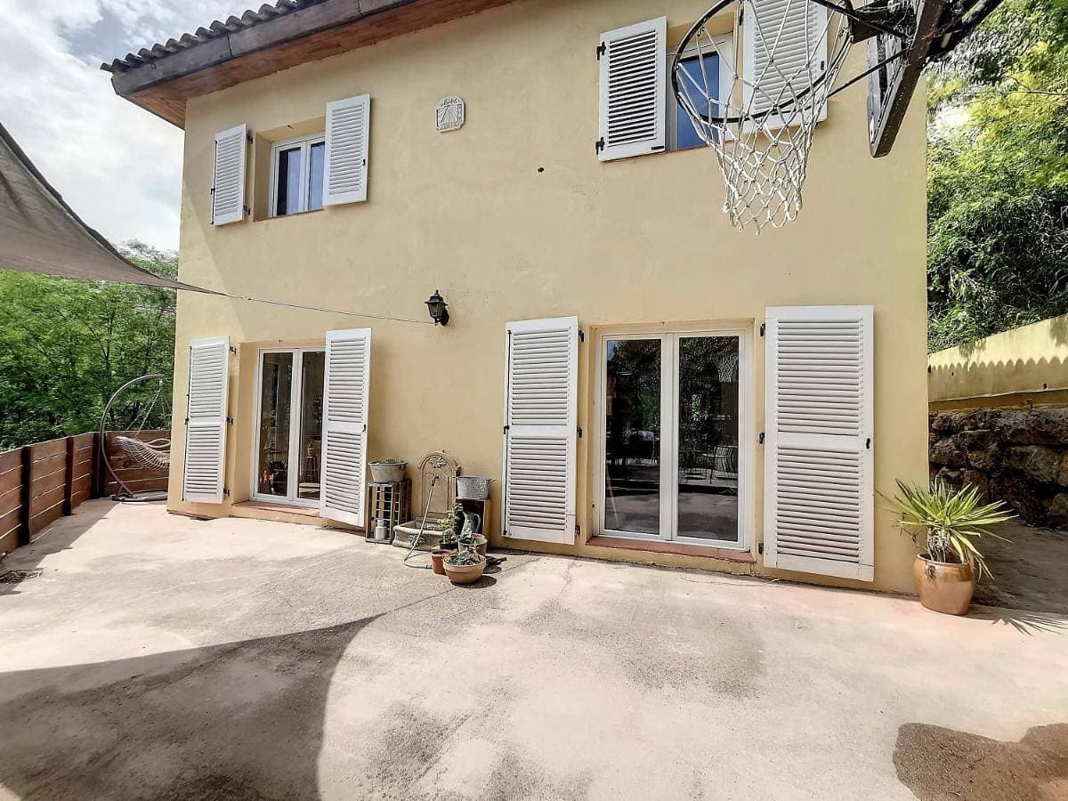 Foto 2 von 36: Three-Bedroom Villa