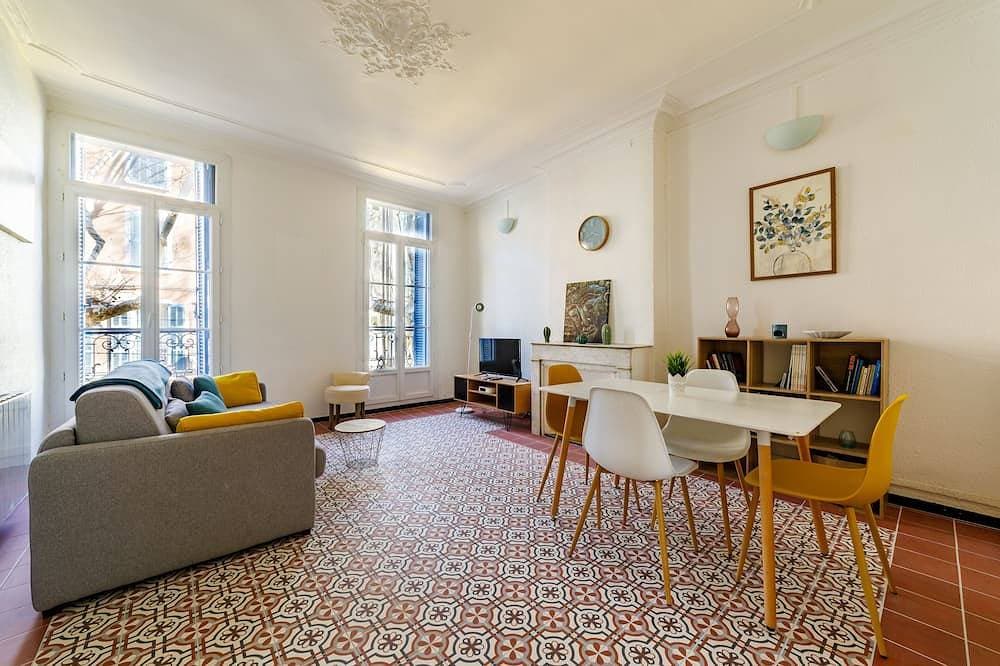 Foto 8 von 22: 42 m² große Wohnung, 1 Schlafzimmer, viel Charakter, in der Nähe des Hafens
