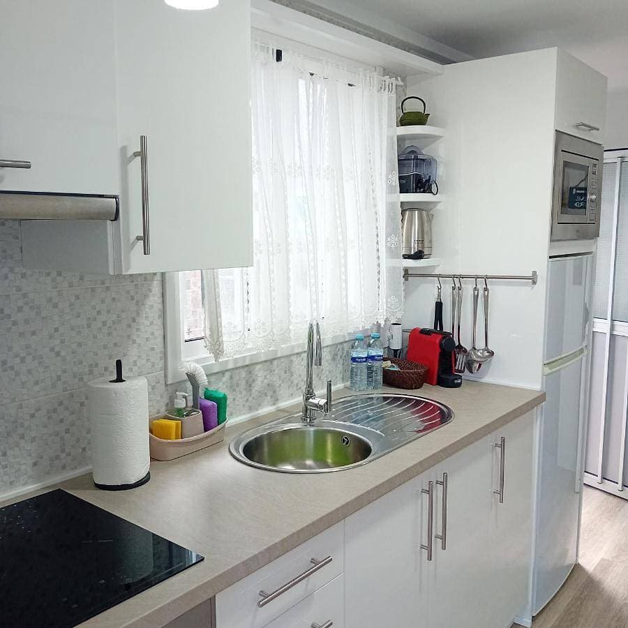 Foto 5 von 43: One-Bedroom Apartment with Sea View and Terrace