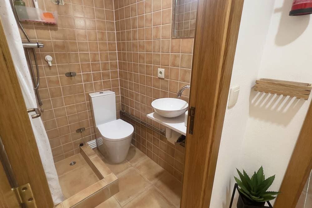 Foto 10 von 29: Bezauberndes Gästestudio mit Terrasse, Klimaanlage und WLAN