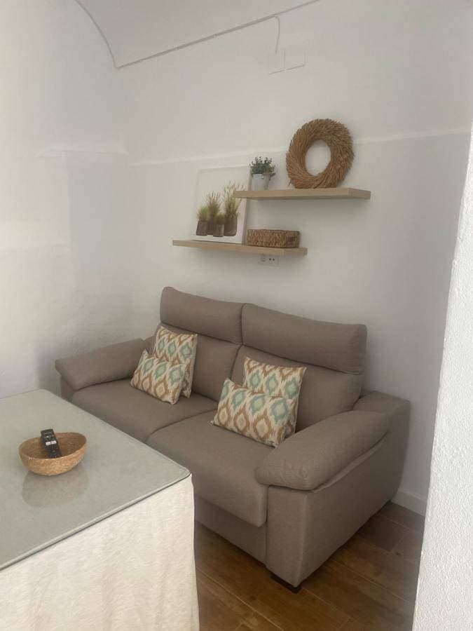 Foto 3 von 10: Ground Floor Apartment