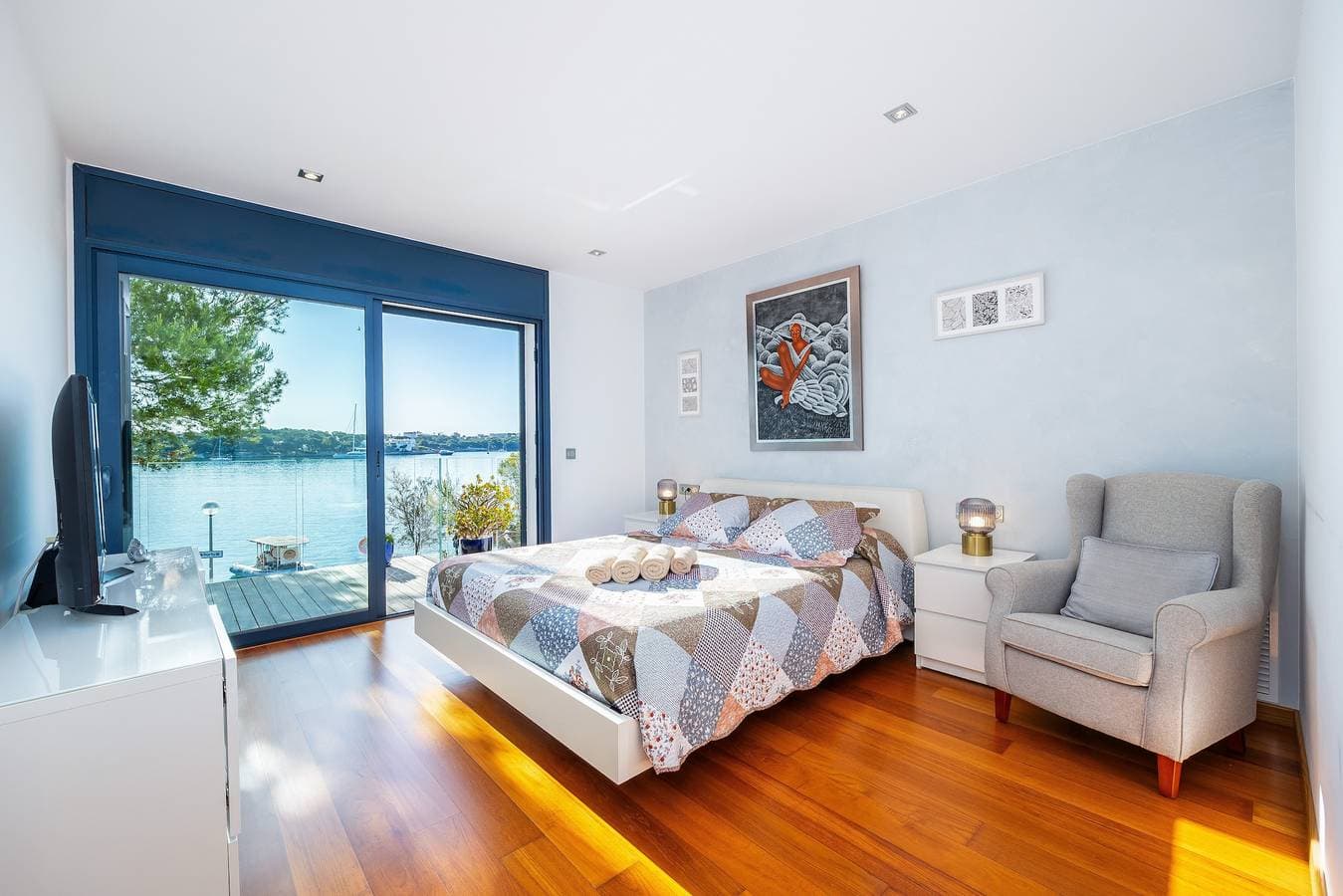Foto 7 von 29: Ferienwohnung 'Ponent' mit Meerblick, WLAN und Klimaanlage