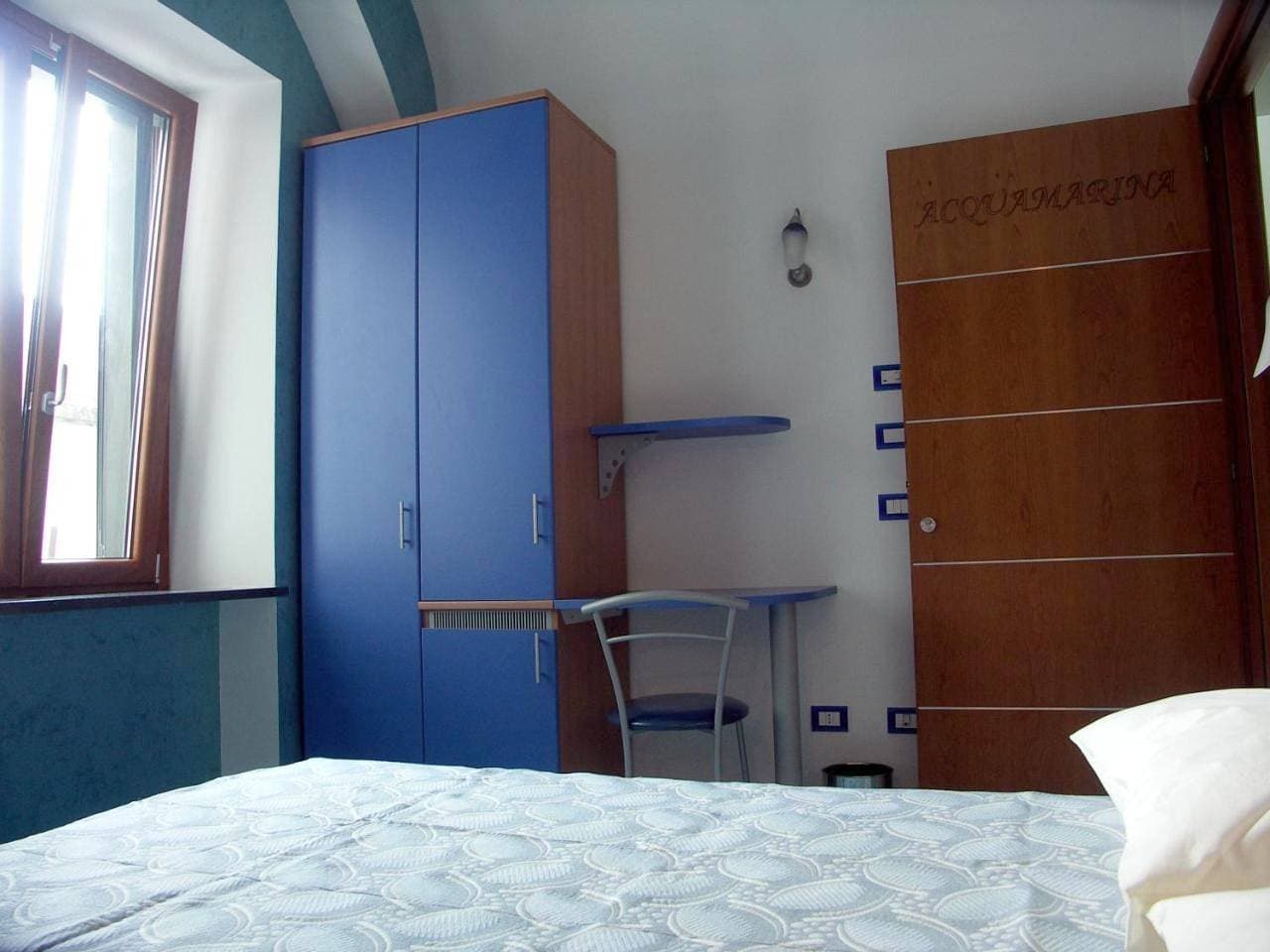 Foto 5 von 13: Double Room with Private Bathroom