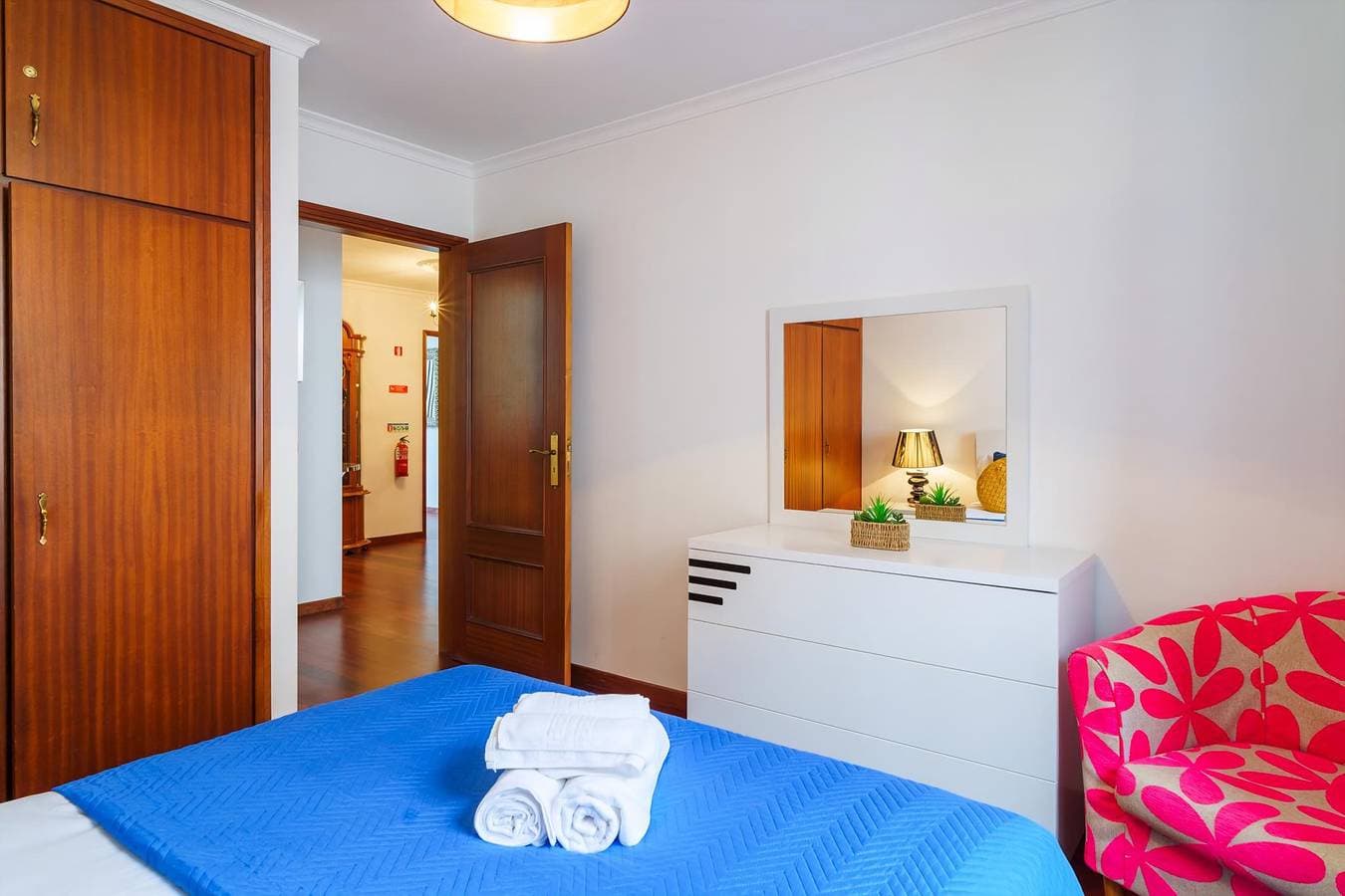 Foto 9 von 49: Ferienwohnung für 6 Personen mit Balkon