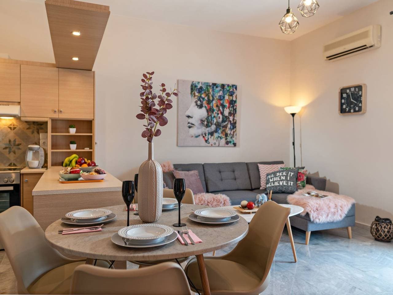 Foto 4 von 35: Tres Jolie Stylish Cityheart Wohnung