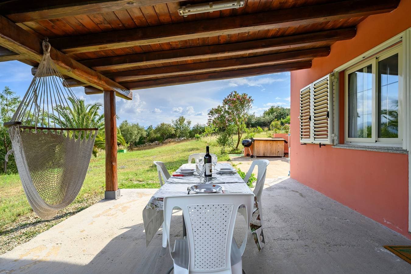 Foto 2 von 24: Ferienhaus "La Collina Degli Ulivi" mit Meerblick, privater Terrasse und WLAN