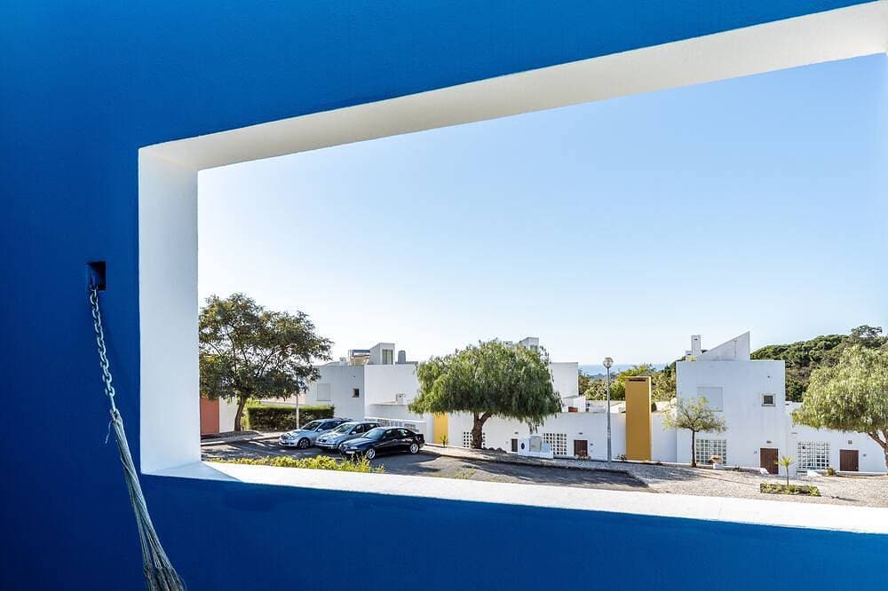 Foto 10 von 19: Schönes Ferienhaus mit Pool und Meerblick