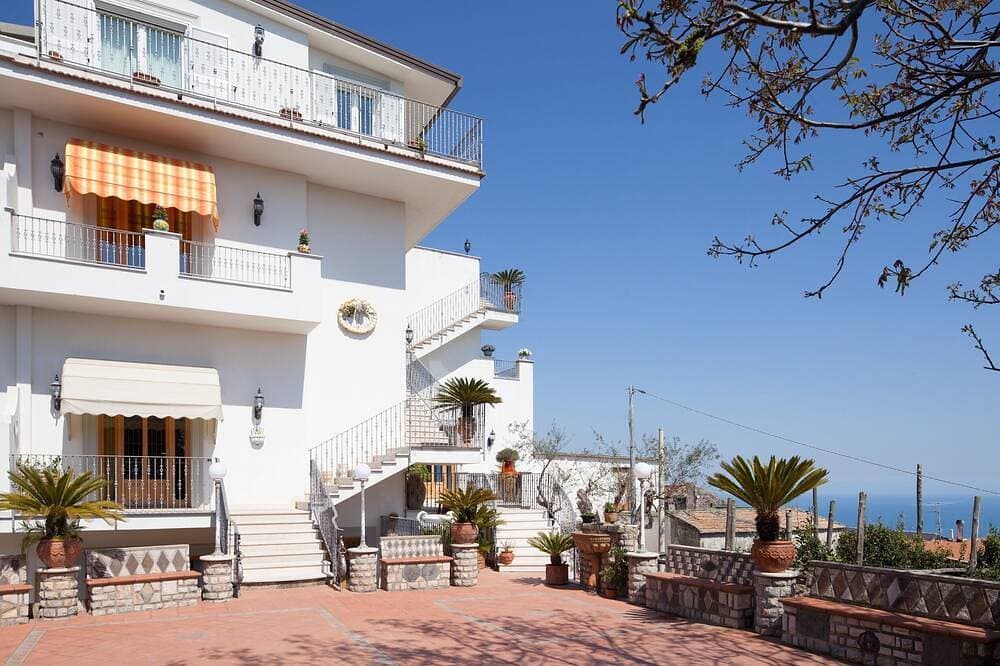 Foto 7 von 30: Wohnung Meer - Küste von Sorrento, mit Meerblick, Pool, Garten, Parkplatz, Wi-Fi