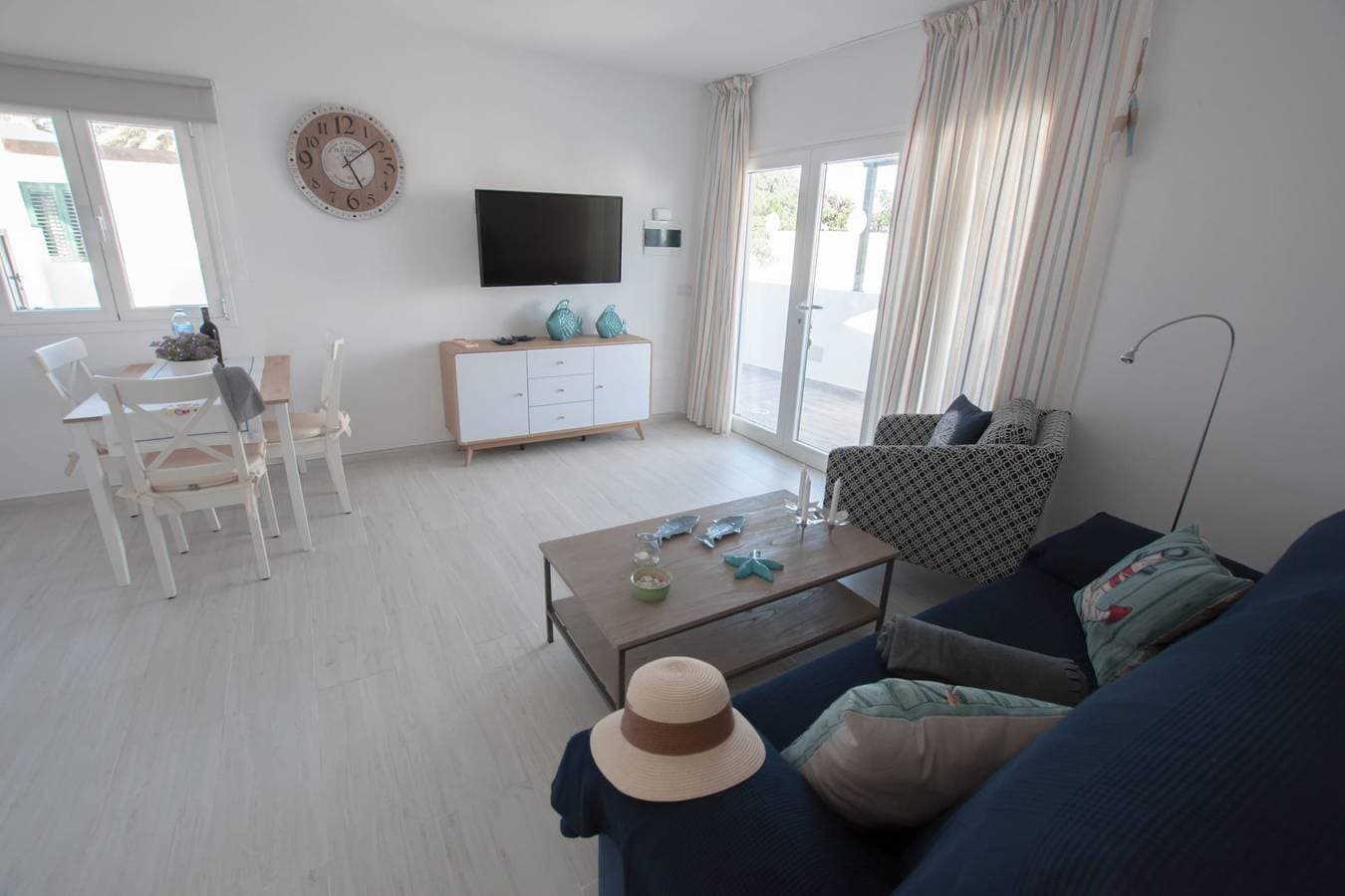 Foto 3 von 25: Ferienwohnung für 2 Personen mit Pool