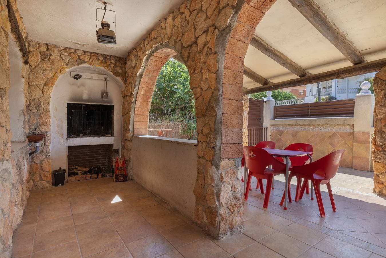 Foto 3 von 36: Villa 'Sueños' mit privatem Pool, Patio, Grill, WLAN, nahe Cunit, Calafell, Comarruga, S.salvador