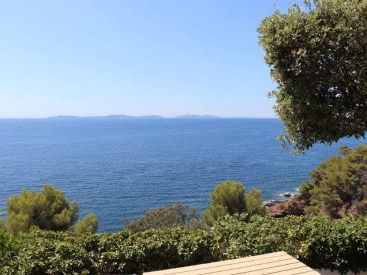 Schöne Villa in Cavalaire-sur-Mer mit Pool und Meerblick 1