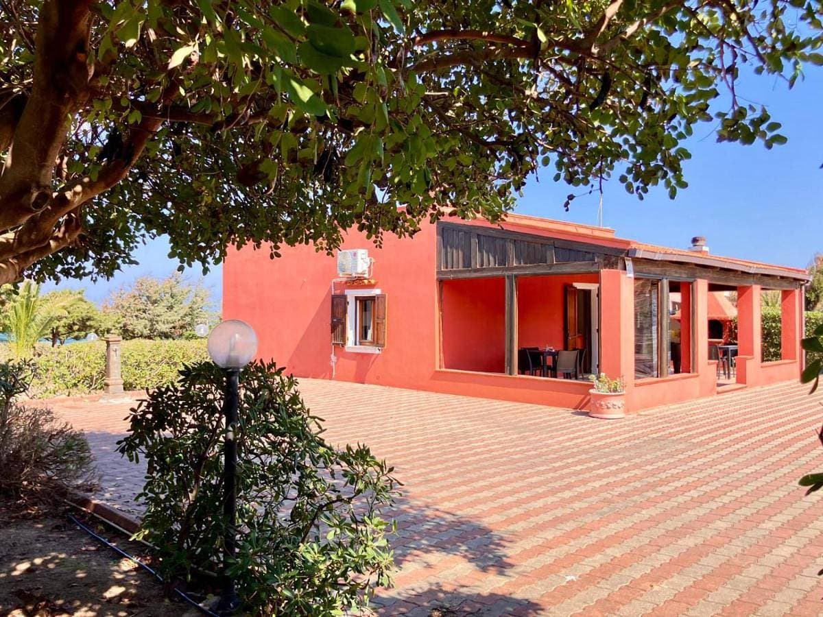 Villa Fenicia con accesso privato al mare 1