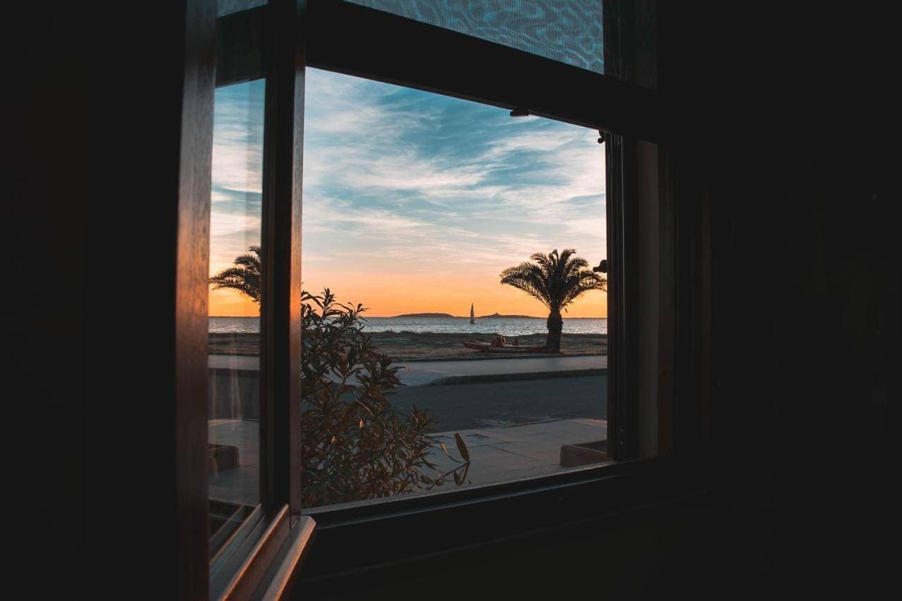 Dreams on the Sea 1