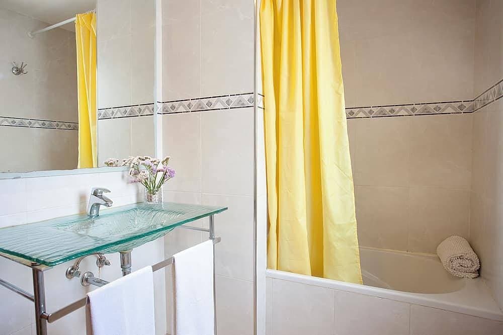 Foto 7 von 30: Villa in Cala d'Or, 5 Zimmer, Internet, 300m Gemeinschaftspool Strand