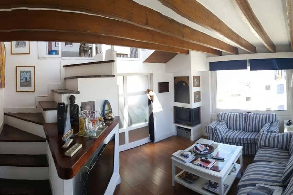 Foto 7 von 24: Luxus-Penthouse im historischen Hafen von Ibiza