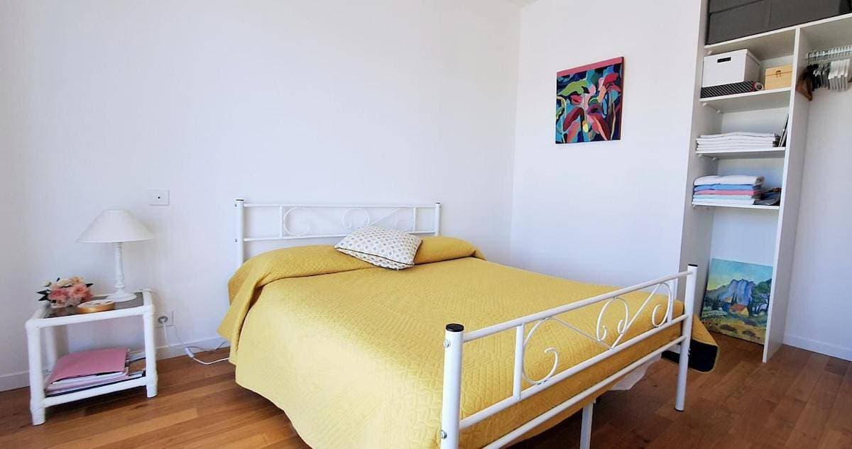 Foto 2 von 17: Two-Bedroom Apartment