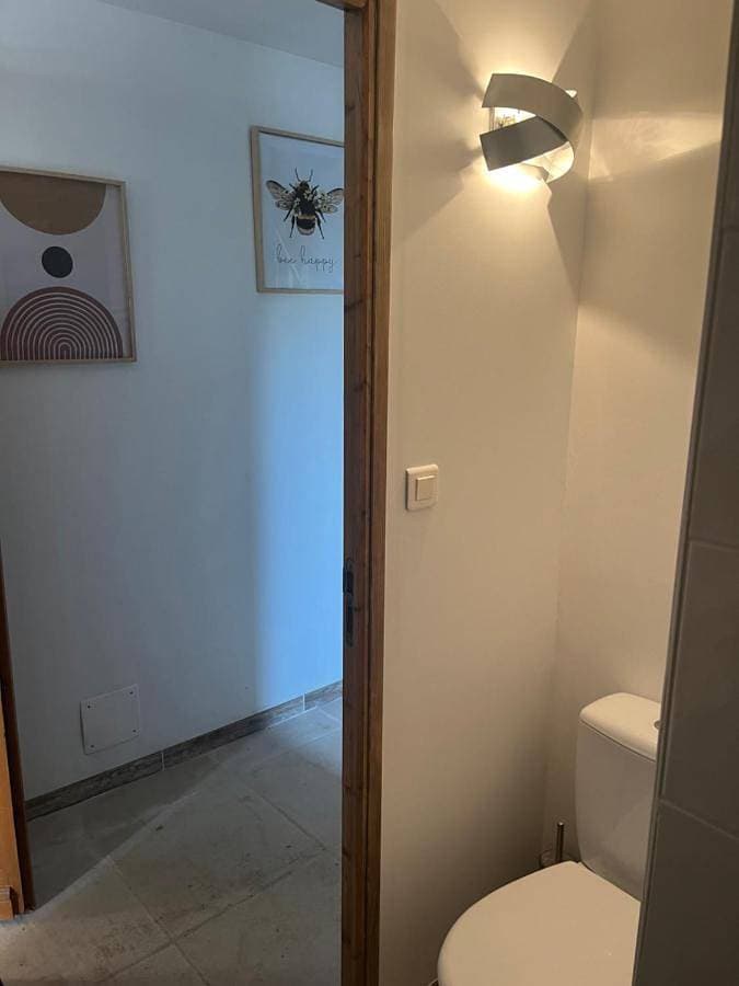 Foto 5 von 5: Double Room with Private Bathroom