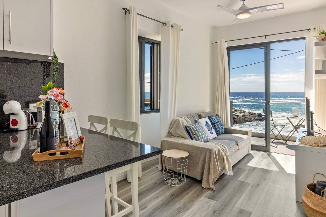 Foto 6 von 26: Ferienhaus 'Casa Homem Do Mar' mit Meerblick, Balkon und WLAN