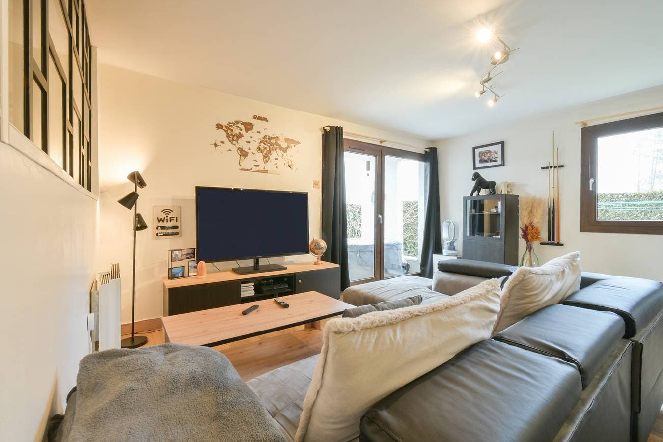 Foto 2 von 24: Appartement „Annecy Garden Spa Billard“ mit privater Terrasse, Garten und WLAN