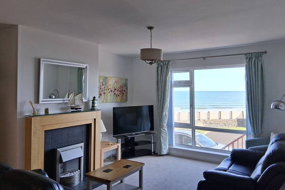 Foto 10 von 30: Moderne Wohnung in Castlerock, mit herrlichem Panoramablick auf das Meer