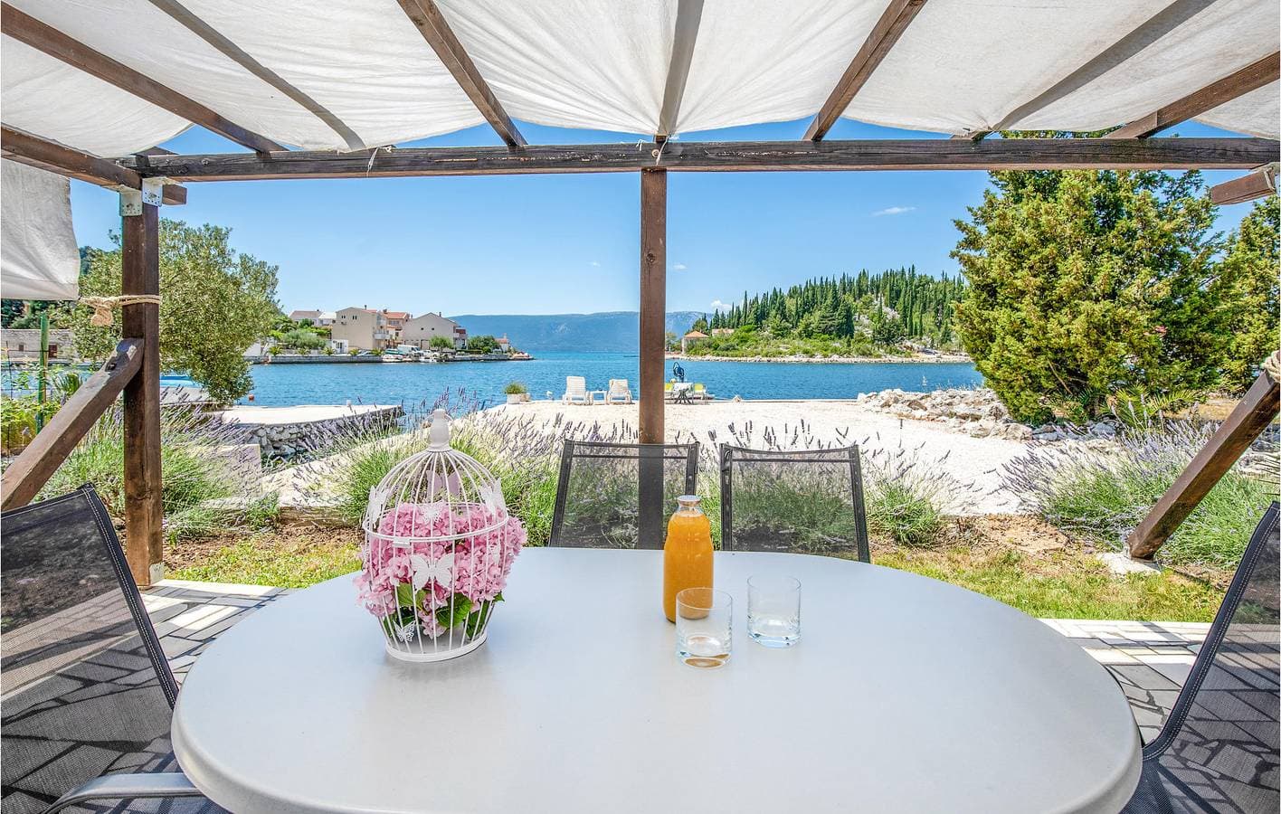 Foto 4 von 46: Gemütliche 70 m² große Wohnung mit Terrasse, WLAN und 300 m entferntem Strandzugang