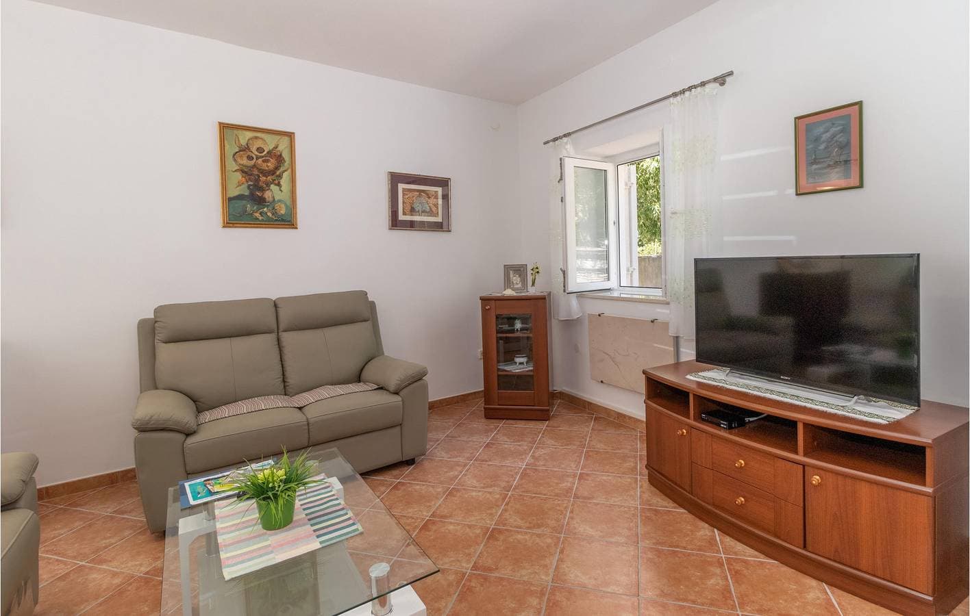 Foto 4 von 22: Gemütliche 1-Zimmer-Wohnung mit Terrasse, in der Nähe der Küste und des Stadtzentrums