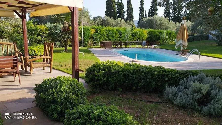 Villa 1