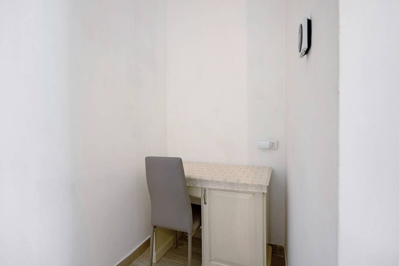 Foto 12 von 20: Zimmer 'Camera Sentieri Con Vista Vesuvio' mit Bergblick, Wi-Fi und Klimaanlage