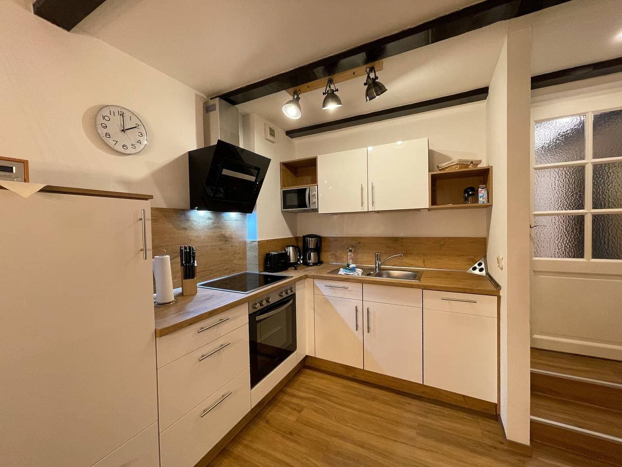 Foto 6 von 12: Apartment mit zwei Schlafzimmern und Wohnküche