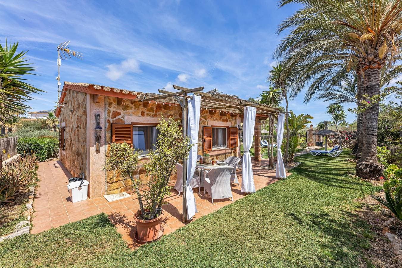 Foto 4 von 31: Ferienhaus 'Buganvilla Es Trenc' mit privatem Pool, WLAN und Klimaanlage