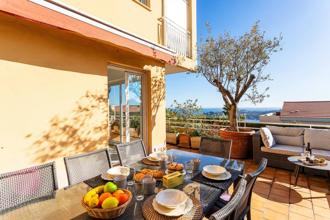 Villa Henrietta by Riviera Holiday Homes 1