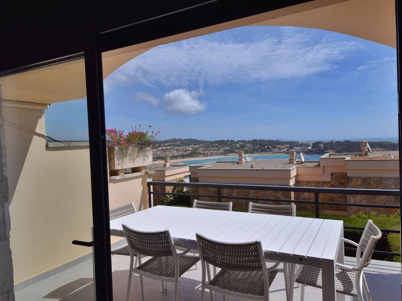 Foto 11 von 35: Ferienhaus für 6 Personen mit Meerblick