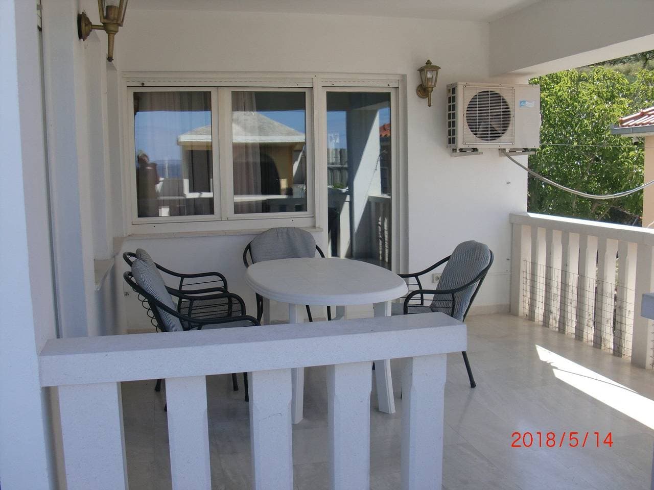 Foto 10 von 11: 2-Zimmer-Wohnung mit Terrasse